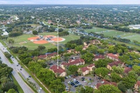 Copropriété à vendre à Coral Springs, Floride: 2 chambres, 96.99 m2 № 1330628 - photo 30