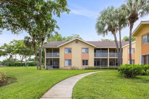 Copropriété à vendre à Coral Springs, Floride: 2 chambres, 96.99 m2 № 1330628 - photo 23