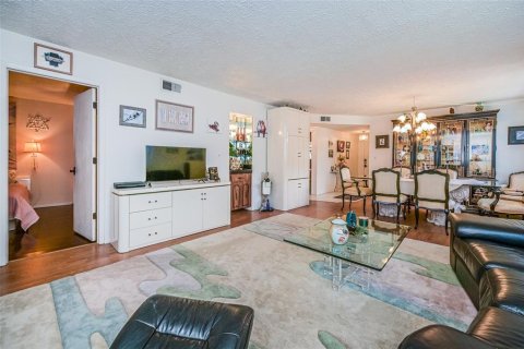 Copropriété à vendre à Port Richey, Floride: 2 chambres, 104.98 m2 № 1163719 - photo 11