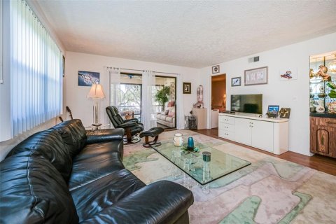 Condominio en venta en Port Richey, Florida, 2 dormitorios, 104.98 m2 № 1163719 - foto 9