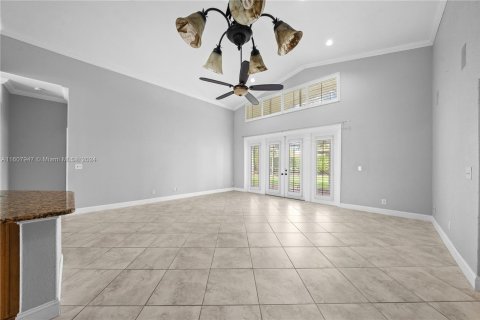 Villa ou maison à vendre à Pembroke Pines, Floride: 3 chambres, 192.68 m2 № 1232710 - photo 18