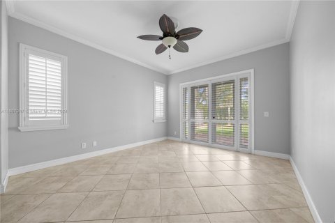 Villa ou maison à vendre à Pembroke Pines, Floride: 3 chambres, 192.68 m2 № 1232710 - photo 30