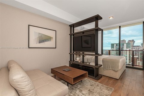 Condo in Miami, Florida, 1 bedroom  № 1233472 - photo 4