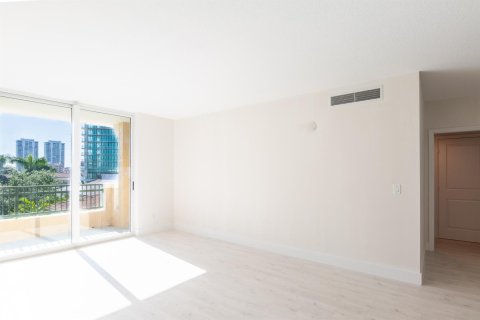 Condo in West Palm Beach, Florida, 2 bedrooms  № 1102321 - photo 30