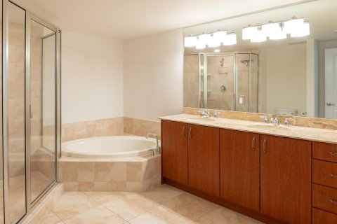 Condo in West Palm Beach, Florida, 2 bedrooms  № 1102321 - photo 20