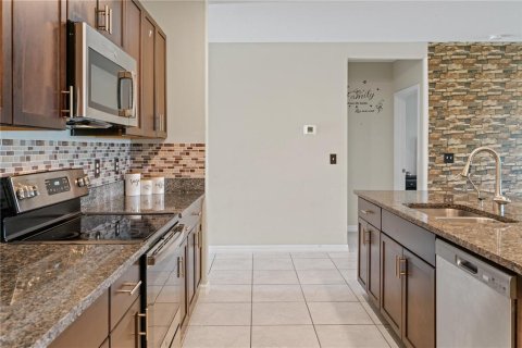 Casa en venta en Wimauma, Florida, 6 dormitorios, 312.34 m2 № 917954 - foto 10