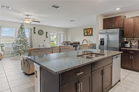 Casa en venta en Wimauma, Florida, 6 dormitorios, 312.34 m2 № 917954 - foto 5