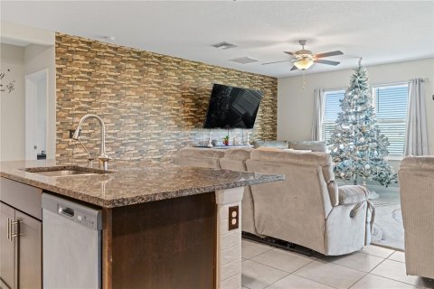 Casa en venta en Wimauma, Florida, 6 dormitorios, 312.34 m2 № 917954 - foto 6