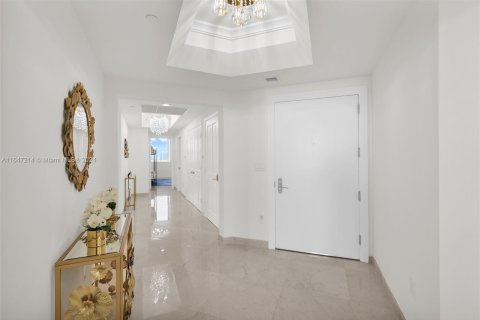 Condo in Sunny Isles Beach, Florida, 4 bedrooms  № 1329934 - photo 21