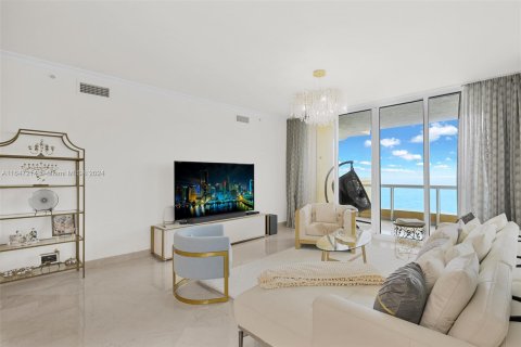 Condo in Sunny Isles Beach, Florida, 4 bedrooms  № 1329934 - photo 6