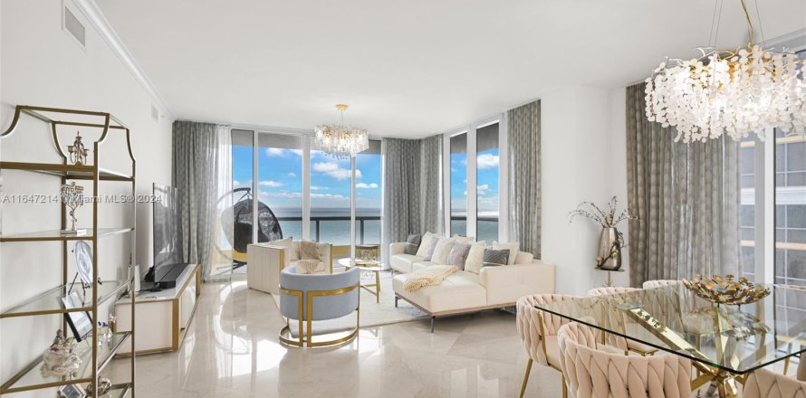 Condominio en Sunny Isles Beach, Florida, 4 dormitorios  № 1329934