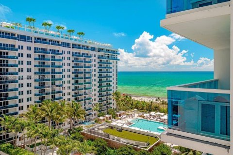 Condominio en alquiler en Miami Beach, Florida, 61.32 m2 № 62025 - foto 22
