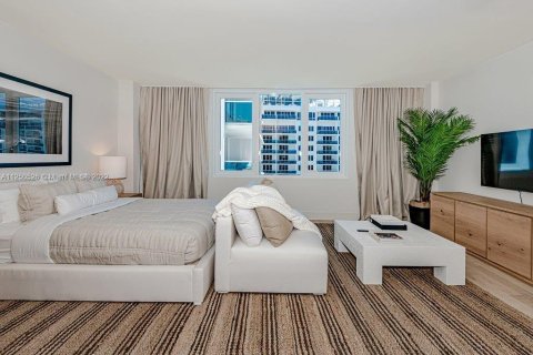 Condominio en alquiler en Miami Beach, Florida, 61.32 m2 № 62025 - foto 7