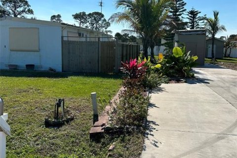 Terreno en venta en Englewood, Florida № 982684 - foto 16