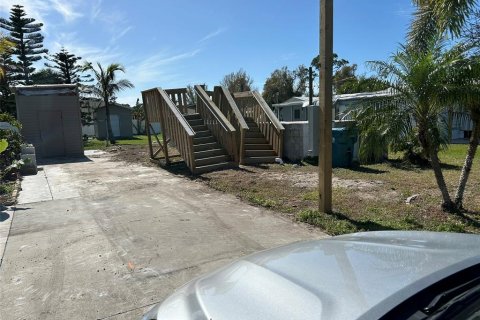 Terreno en venta en Englewood, Florida № 982684 - foto 14