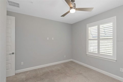 Townhouse in Tampa, Florida 3 bedrooms, 143.26 sq.m. № 1312451 - photo 28