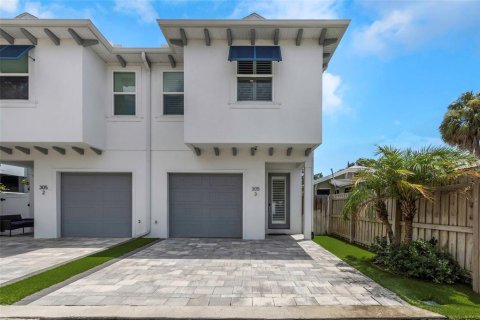 Adosado en venta en Tampa, Florida, 3 dormitorios, 143.26 m2 № 1312451 - foto 2