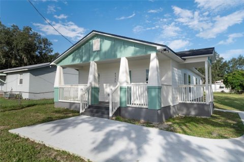 House in Lakeland, Florida 3 bedrooms, 100.43 sq.m. № 1401747 - photo 4