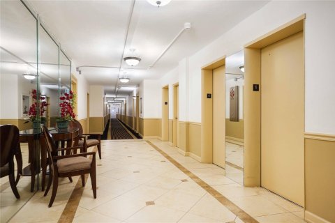 Condo in Fort Lauderdale, Florida, 1 bedroom  № 1182539 - photo 23