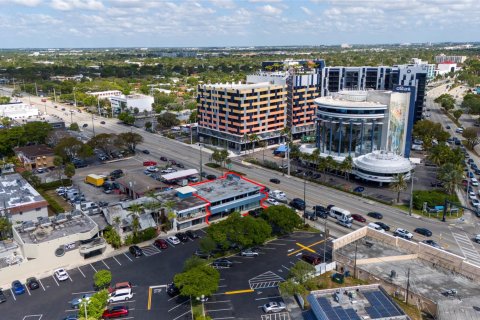 Immobilier commercial à vendre à Fort Lauderdale, Floride № 1155521 - photo 2