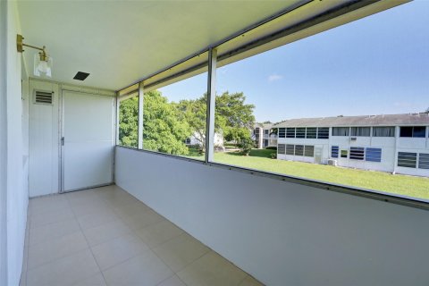 Copropriété à vendre à Deerfield Beach, Floride: 2 chambres, 76.18 m2 № 1103541 - photo 5