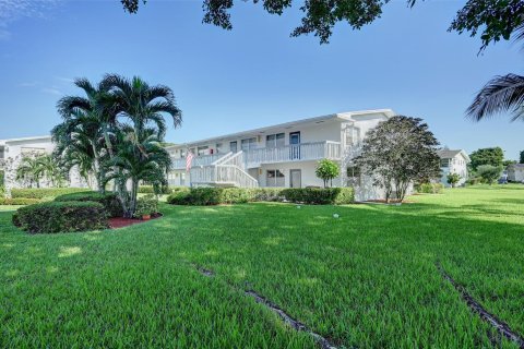 Copropriété à vendre à Deerfield Beach, Floride: 2 chambres, 76.18 m2 № 1103541 - photo 2