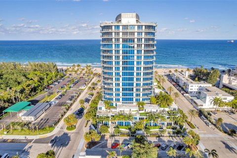 Touwnhouse à vendre à Fort Lauderdale, Floride: 3 chambres, 203.92 m2 № 1103584 - photo 4