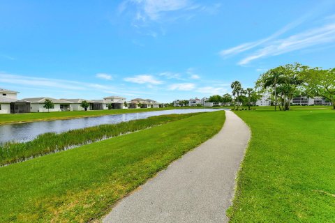 Condo in Delray Beach, Florida, 2 bedrooms  № 1103608 - photo 10