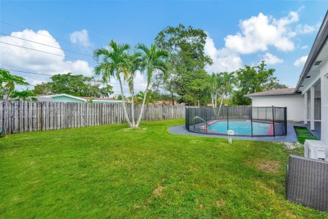 Casa en venta en Plantation, Florida, 4 dormitorios, 176.51 m2 № 1372739 - foto 30