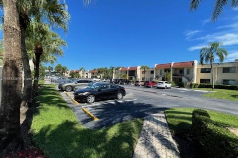 Copropriété à vendre à Weston, Floride: 2 chambres, 113.34 m2 № 1372820 - photo 29