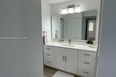 Copropriété à vendre à Weston, Floride: 2 chambres, 113.34 m2 № 1372820 - photo 19