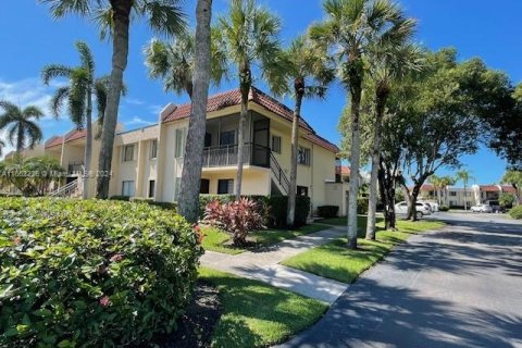 Copropriété à vendre à Weston, Floride: 2 chambres, 113.34 m2 № 1372820 - photo 1