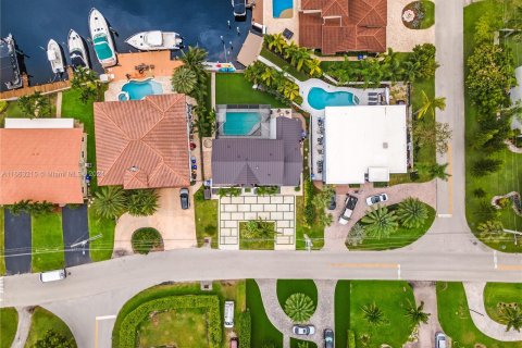 Villa ou maison à vendre à Pompano Beach, Floride: 3 chambres, 244.33 m2 № 1372814 - photo 6