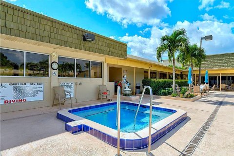 Condominio en venta en Vero Beach, Florida, 1 dormitorio, 58.53 m2 № 1208876 - foto 3