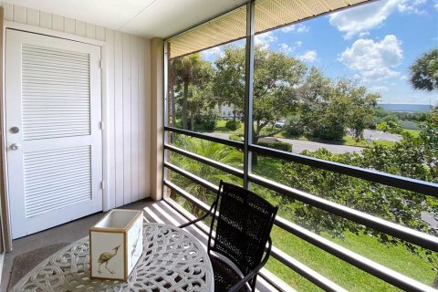 Condo in Vero Beach, Florida, 1 bedroom  № 1208876 - photo 22