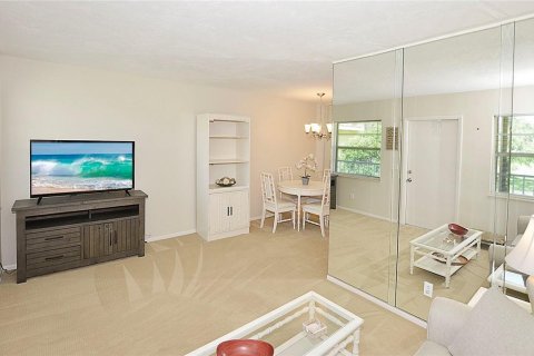 Condo in Vero Beach, Florida, 1 bedroom  № 1208876 - photo 29