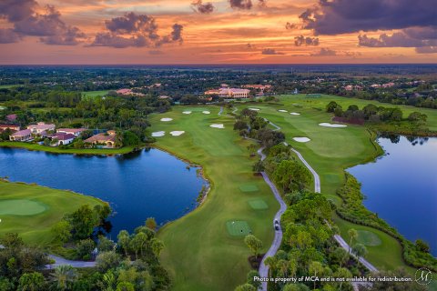 Villa ou maison à vendre à Palm Beach Gardens, Floride: 3 chambres, 354.98 m2 № 1208818 - photo 14