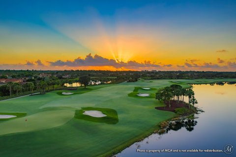 Villa ou maison à vendre à Palm Beach Gardens, Floride: 3 chambres, 354.98 m2 № 1208818 - photo 6