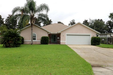 House in Saint Augustine, Florida 3 bedrooms, 185.15 sq.m. № 1366698 - photo 1