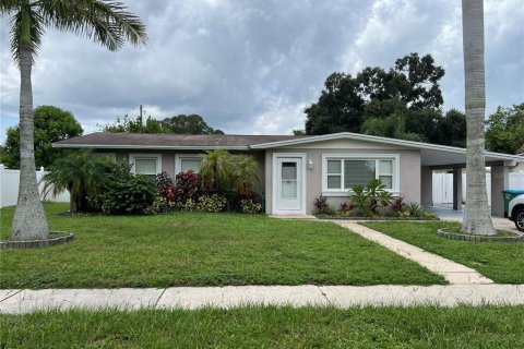 Casa en venta en Clearwater, Florida, 3 dormitorios, 100.33 m2 № 1366678 - foto 1