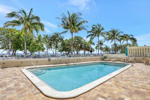 Copropriété à vendre à Pompano Beach, Floride: 2 chambres, 102.19 m2 № 1100831 - photo 3