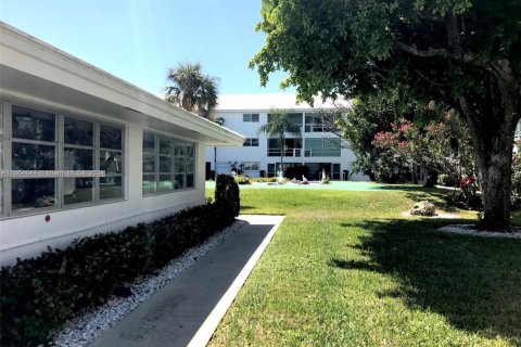 Condominio en venta en Lighthouse Point, Florida, 2 dormitorios, 85.47 m2 № 1101708 - foto 7
