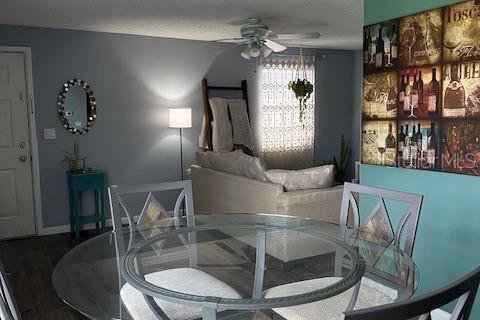 Condo in Bradenton, Florida, 2 bedrooms  № 1373741 - photo 7