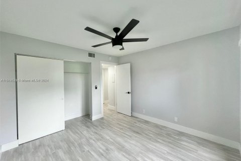 Condominio en venta en Boynton Beach, Florida, 3 dormitorios, 132.48 m2 № 1235407 - foto 17