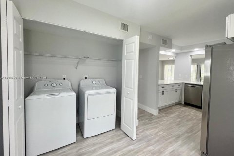 Condominio en venta en Boynton Beach, Florida, 3 dormitorios, 132.48 m2 № 1235407 - foto 23