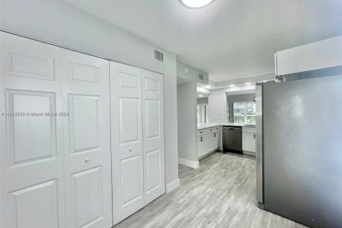 Condominio en venta en Boynton Beach, Florida, 3 dormitorios, 132.48 m2 № 1235407 - foto 11