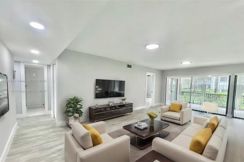 Condominio en venta en Boynton Beach, Florida, 3 dormitorios, 132.48 m2 № 1235407 - foto 1