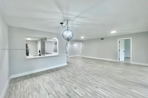 Condominio en venta en Boynton Beach, Florida, 3 dormitorios, 132.48 m2 № 1235407 - foto 7