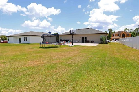 House in Kissimmee, Florida 4 bedrooms, 144.93 sq.m. № 1166966 - photo 12