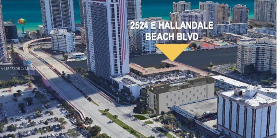 Commercial property in Hallandale Beach, Florida № 1230700